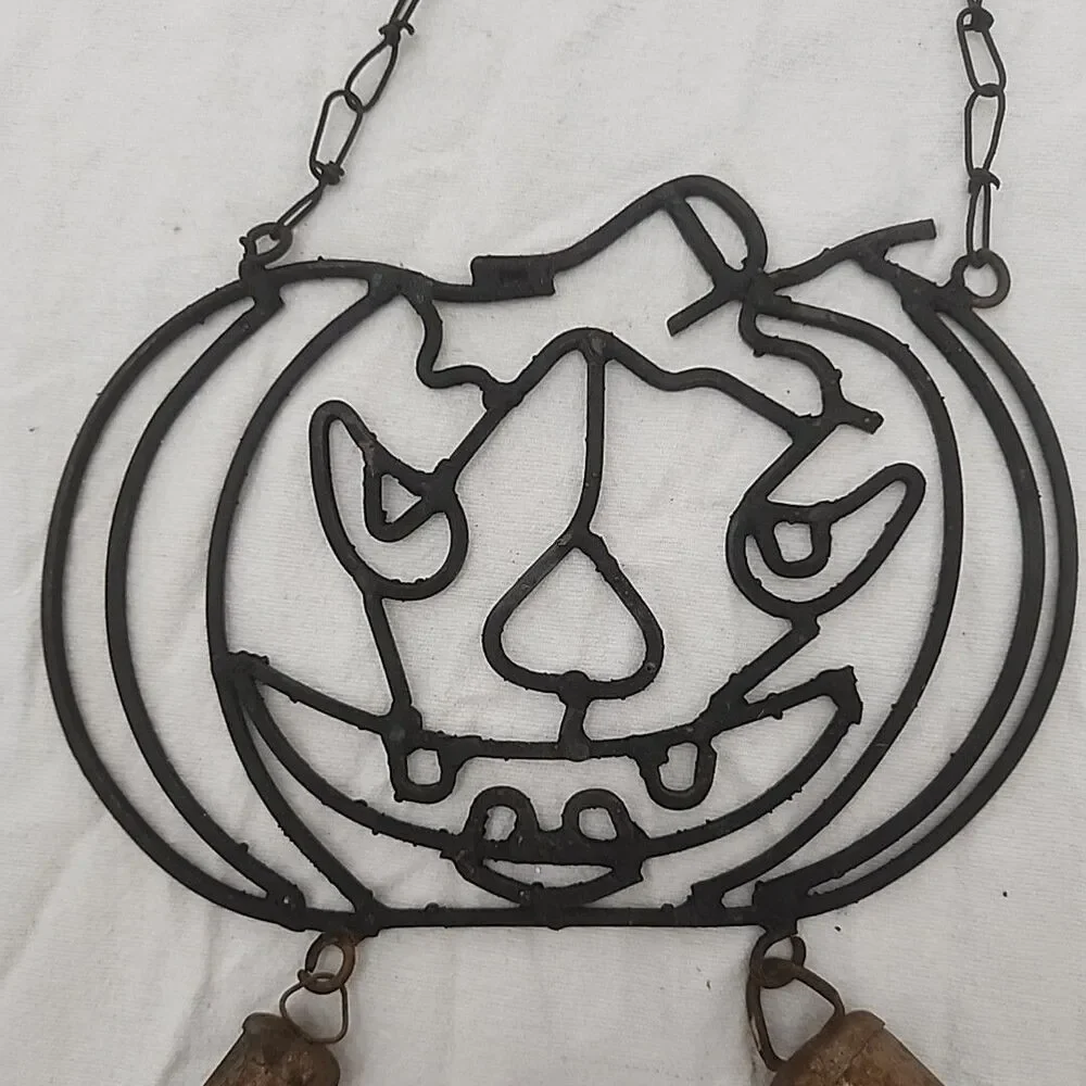 Wind Chime Pumpkin Vintage Primitive Rustic Iron Jack O Lantern Rusty Bells New